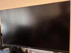 32UN880とLG UltraWide Ergo 純正モニターアーム□ - メルカリ