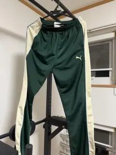 希少★PUMAトラックパンツ　グリーン