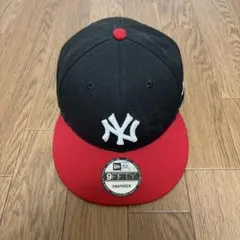 New Era 9FIFTY 黒赤 スナップバックキャップ