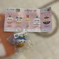 ちいかわ くら寿司 キーホルダー ハチワレ（サーモンマヨ）