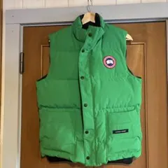 Canada Goose ダウンベスト XS レッド - メルカリ