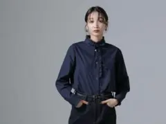 新品未使用 ナノユニバース　共布リボン付きスタンドカラーシャツブラウス ネイビー