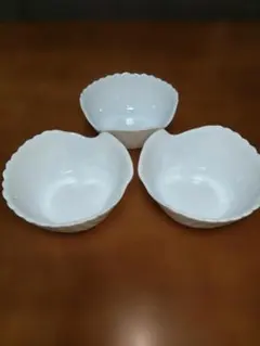 【中古】貝殻モチーフ 小鉢 3個セット ホワイト