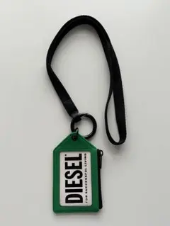 【DIESEL】 緑色 パスケース・定期入れ