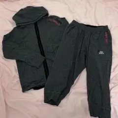 子供服 140セットアップ まとめ買い グレー フード付きジャケットとパンツ