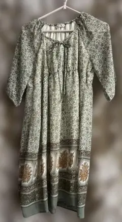 Cutie Blonde花柄チュニック　Mサイズのサムネイル