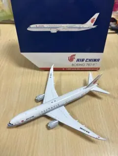 匿名配送❗️高市総理搭乗 政府専用機 B777-300ER スタンド 台座あり