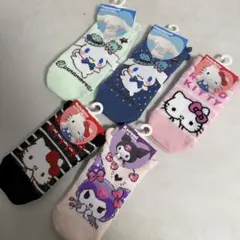 サンリオキティ　クロミ　シナモロール　新品　5足セット　15〜20 靴下のサムネイル