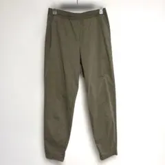 N254 ユニクロ　ウルトラストレッチアクティブジョガーパンツ　茶系/M