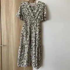 continuier de NICE CLAUP 花柄半袖ワンピース【送料込み】