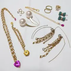 【お値下げ中！】ピアス　ネックレス　ブレスレット　詰め合わせ