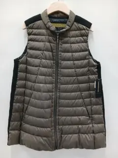 新品未使用★セラビのダウンベストです( 〃▽〃)