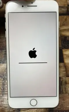 【美品】iPhone8 plus シルバー　64gb 箱付き　付属品完備