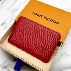 極美品 鑑定OK! LOUIS VUITTON 名刺入れ エピ 未使用 正規品 LOUIS VUITTON - ほぼ未使用 ルイヴィトン 名刺入れ エピ 赤