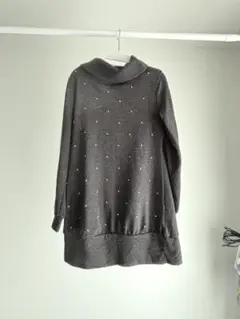 ダークグレー ブラック　タートルネック ニット