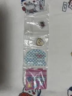 ちいかわ×サンリオキャラクターズ　レイヤーアクリルスタンド　シーサー