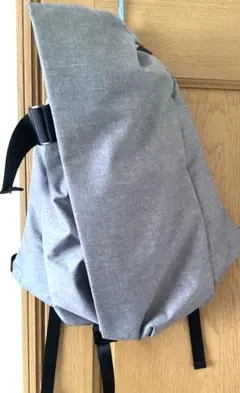 再値下げ❗️ リュックサック　PC・タブレット収納可能 グレー