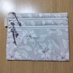 ローラアシュレイ　ポーチ　3段ファスナーポーチ