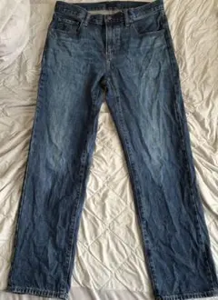 UNIQLOレギュラーフィットストレートデニム　w32