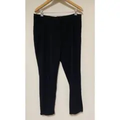 ザラ 黒 ブラック パンツ スラックス　40 大きいサイズ　ゆったりテーパード