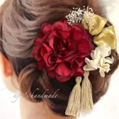 レッド赤＆ホワイトゴールド〜和装花髪飾り〜結婚式　成人式　卒業式　振袖　着物　袴