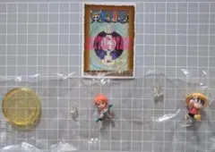 ONE PIECE ワンピース モンキー・D・ルフィ ナミ フィギュア 食玩のサムネイル