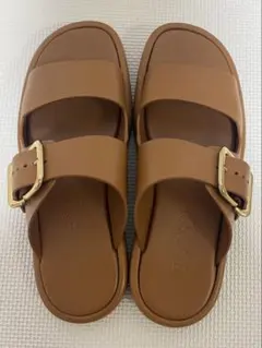 TOD'S レザー サンダル ブラウンのサムネイル