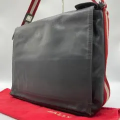 良品 BALLY ショルダーバッグ レザー ブラック 斜め掛け