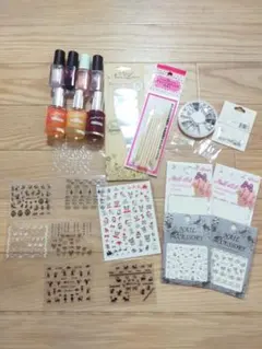 マニキュア　ネイルシール　ストーン　まとめ売り