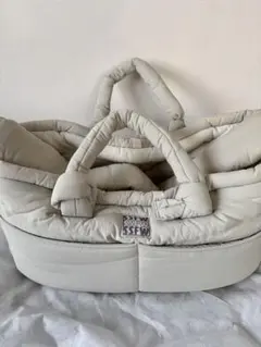 Item thumbnail for item ae383c90-ad83-4fe3-a3b5-2c27f21b0c56