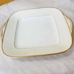 ノリタケ ホワイトパレス 28cmスクエアプレート