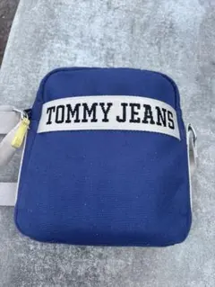 Item thumbnail for item 18dae0fa-1ab6-4c24-8344-9a960e1377b0