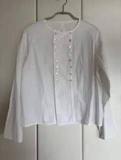グラム　コックシャツ　ホワイト 長袖シャツ ボタン付き