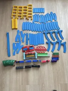 プラレールセット 車両6両とレール、ほか