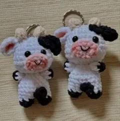 牛のあみぐるみキーホルダー2セット
