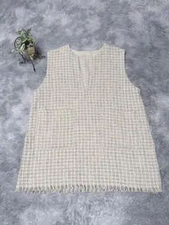 Item thumbnail for item 80fae636-634a-44b9-8026-c572c3ff5140