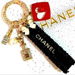CHANEL　2026バレンタイン限定 ❣️ ハートチャーム♡キーリング