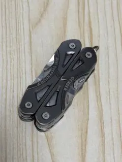 ブ*ト様 Gerber Remix タクティカル 折りたたみナイフ セレーション 