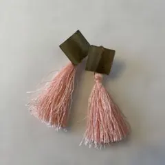 ピンク フリンジ タッセルピアス