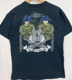 【ギルダン】両面プリント　アメカジ　軍人と犬のグラフィックTシャツ ブラック