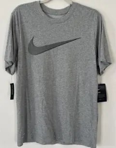 新品タグ付き！NIKEメンズTシャツMサイズ