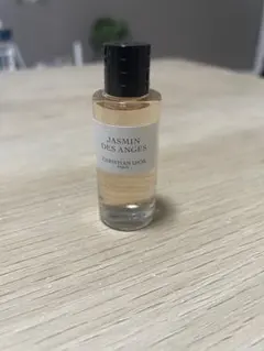 香水 ジャスミン　デ　サンジュ　オードゥパルファン　新品　未使用