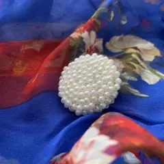 値下げしました☆ 新品未使用 ブローチ　　ビーズ