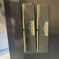 CORSAIR Vengeance LPX DDR4 メモリー