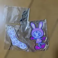 靴下屋 アクリルキーホルダー メゾピアノ　ベリエ