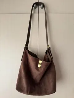 COACH ブラウン スエード バケツ型ショルダーバッグ - メルカリ