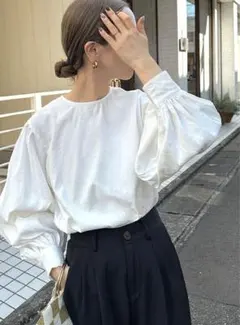 SELECT MOCA by son ボリュームスリーブブラウス