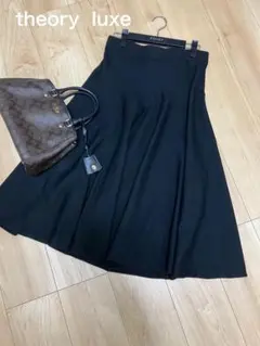 美品　theory luxe 2023 スカート　ブラック　黒　セオリー