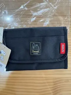 新品　SNOOPY マルチケース　黒　シャンブル