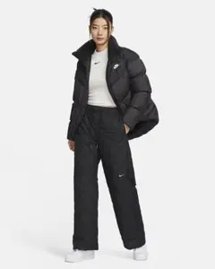 ナイキ　ウィメンズ ハイウエスト オープンヘム キルテッド パンツ